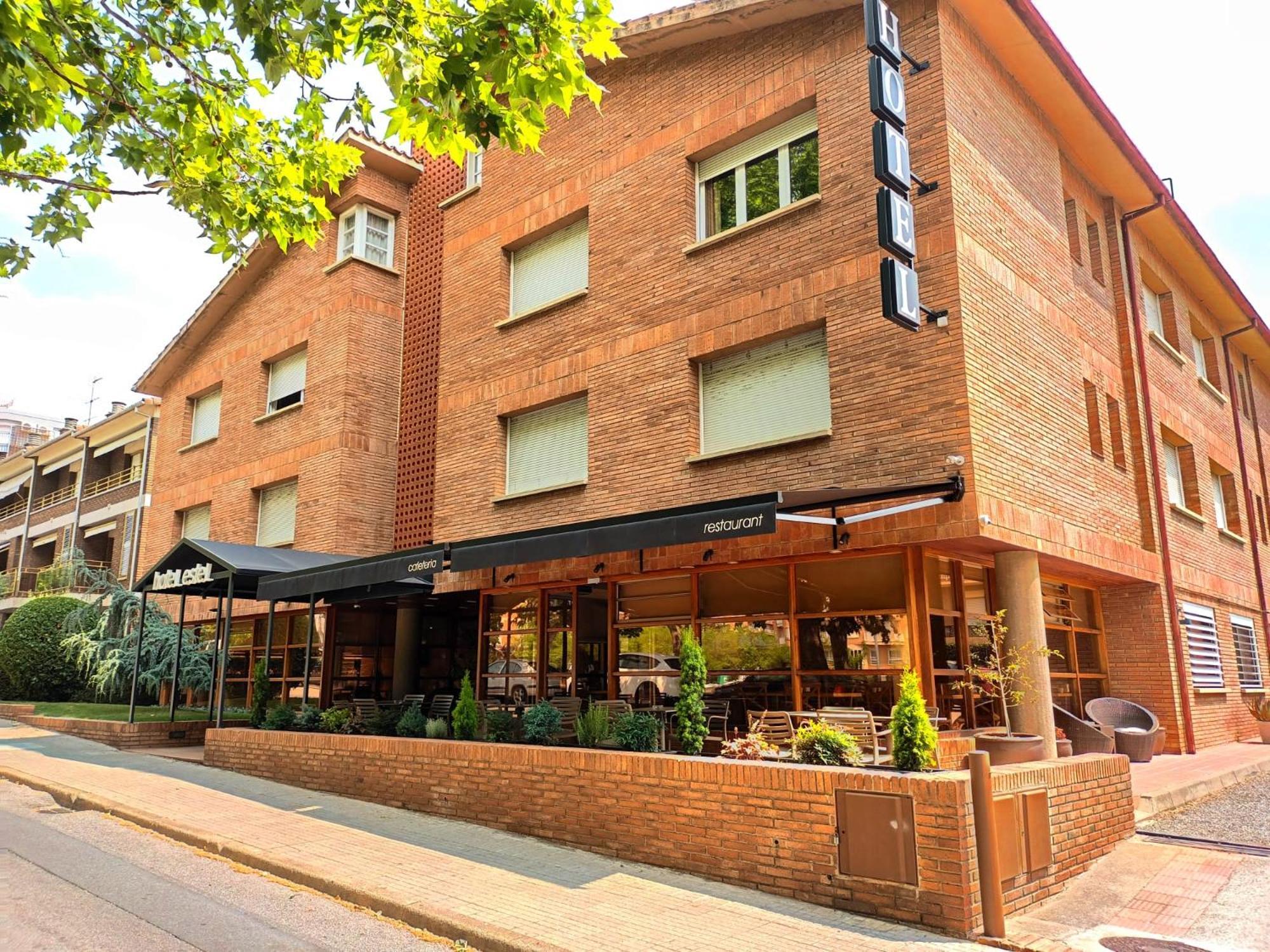 Hotel Estel Berga Kültér fotó